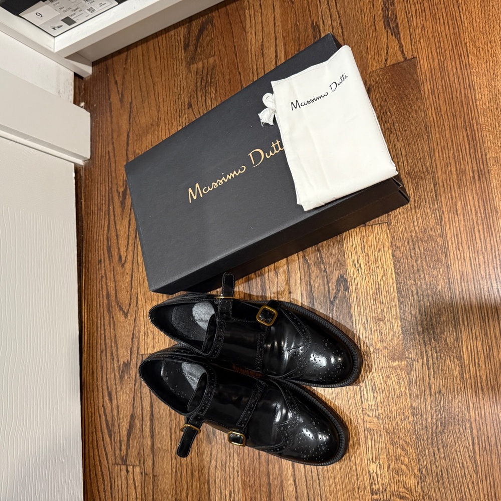 Massimo Dutti Glossy Black Loafers for Men